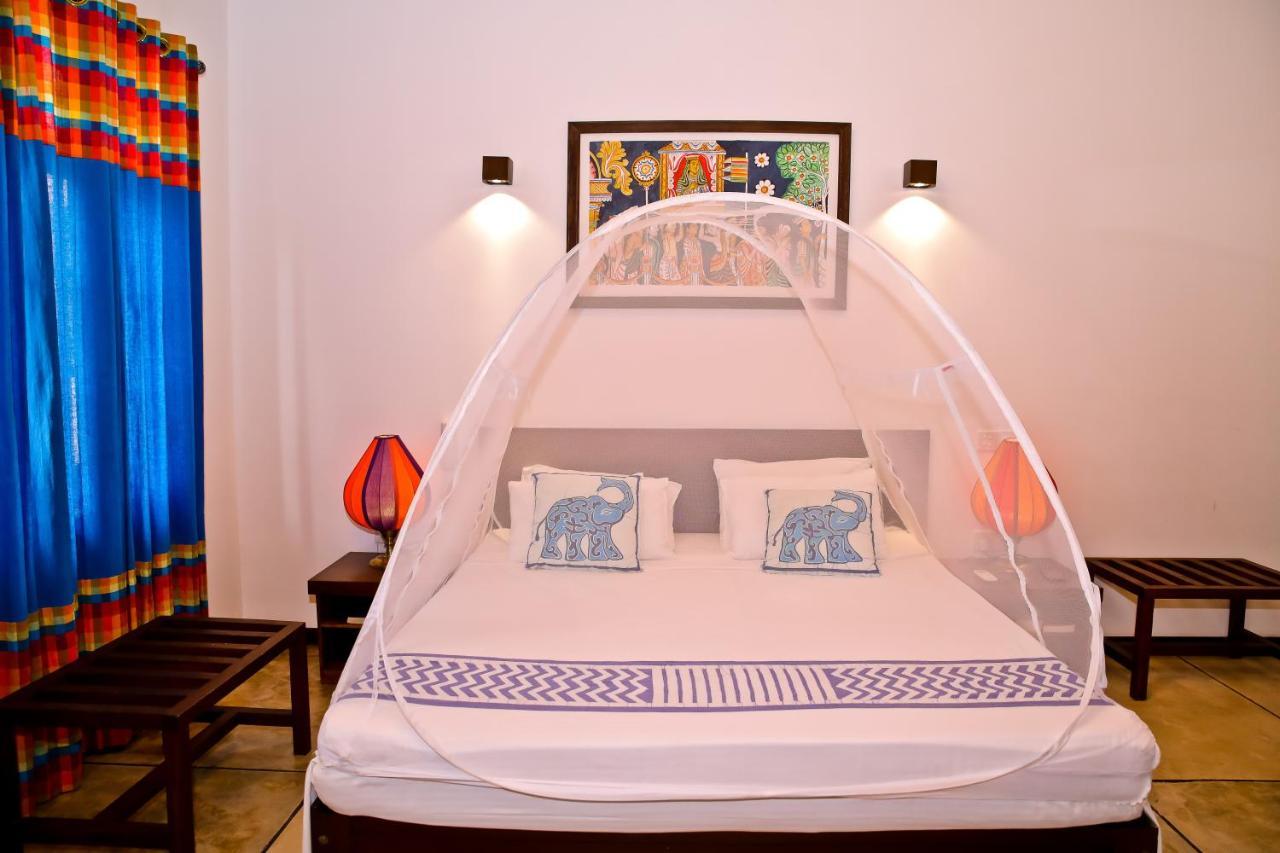 Blue Elephant Boutique Hotel Negombo Exterior foto